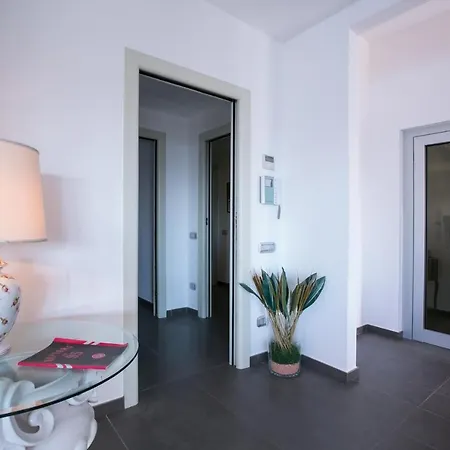 빌라 Sleeps 6 Air Con 블레비오